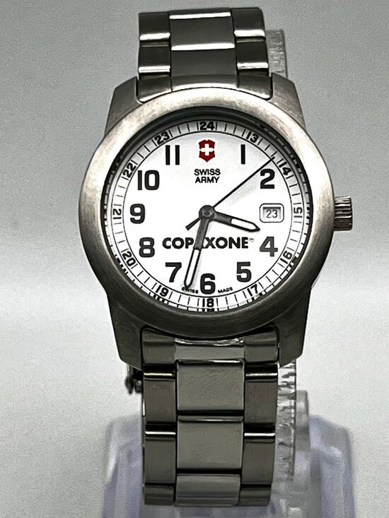 Vintage 90\'s Victorinox Swiss Army IOB Ladies Watch Delta Field Working main image 5